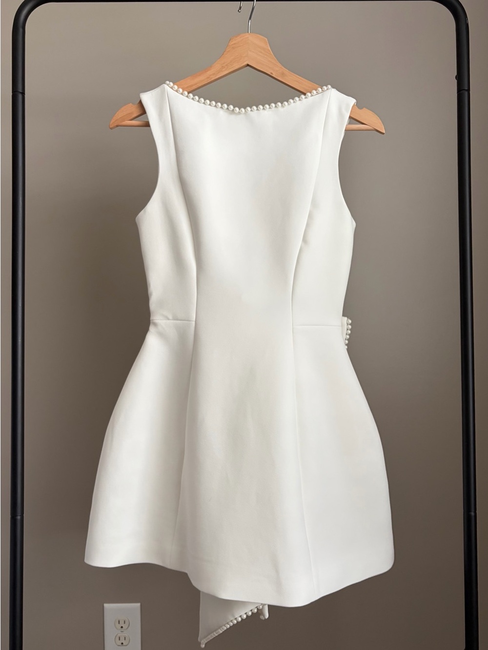 Pearl-Trim White Sleeveless Mini Dress - Picture 1 of 2